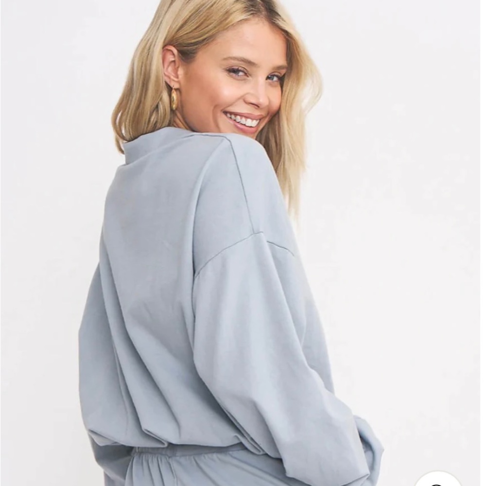 NWT Project Social T Seize The Day Collared Sweatshirt Size XSmall - Picture 3 of 13